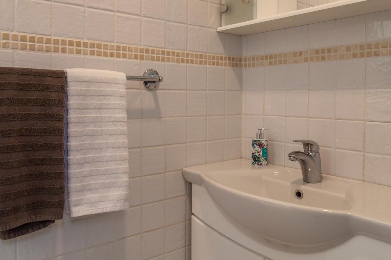 Dc Executive Homes Újvidék Kültér fotó